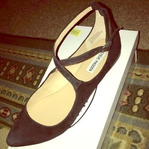 Steve Madden Black Suede Ankle Cross Flats